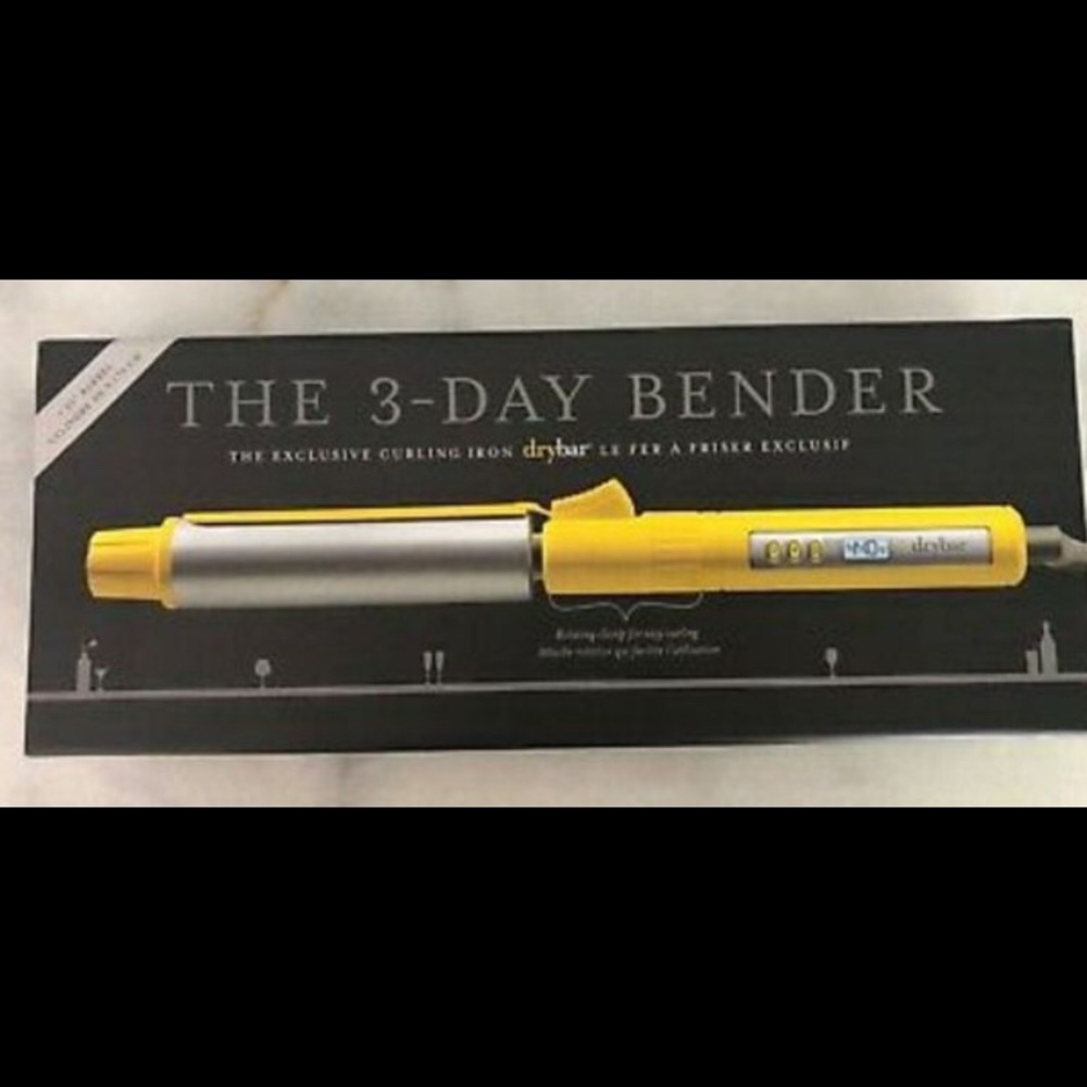 Drybar 1” Curling Iron NEW